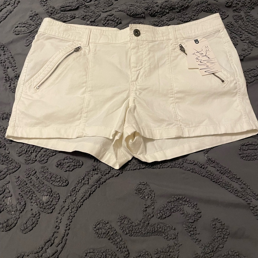 Melrose and Market White Cargo Shorts Mid-Thigh Length